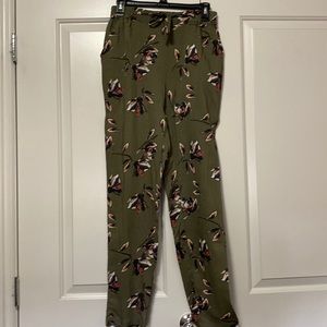 Vera Moda floral pants purchased from Simons